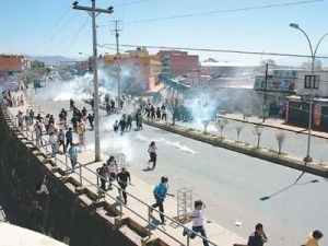 بوليفيا: العنف الفاشيستي يجتاح البلد – تقرير لشاهد عيان
