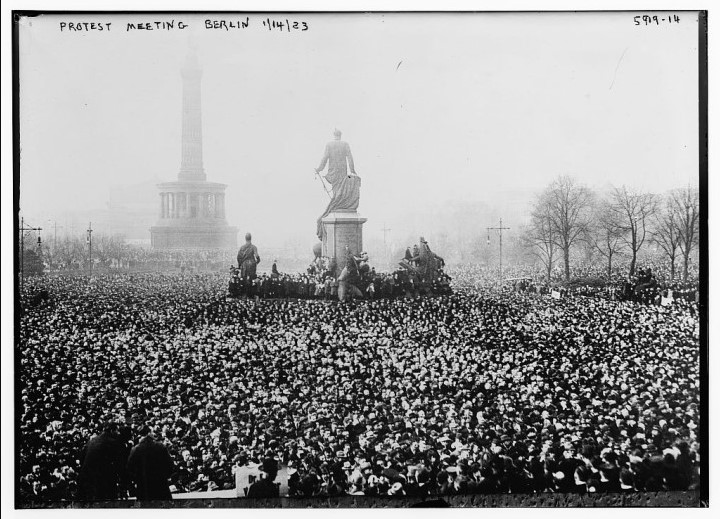 Protest Berlin 1923 Image Public Domain