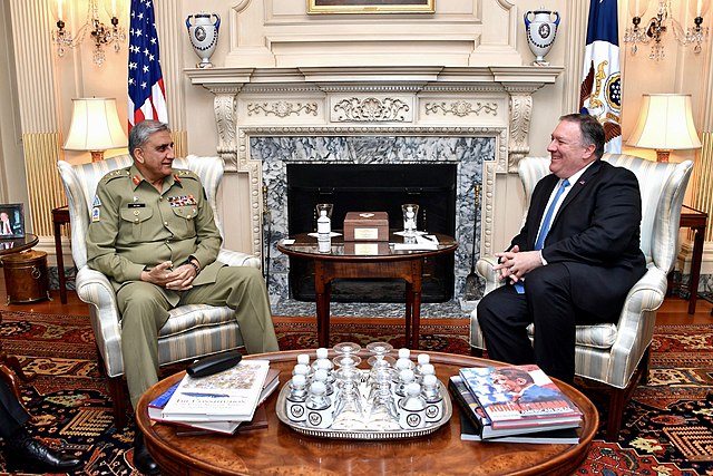 Secretary Pompeo Meets With Pakistani Chief of Army Staff General Qamar Javed Bajwa Image public domain