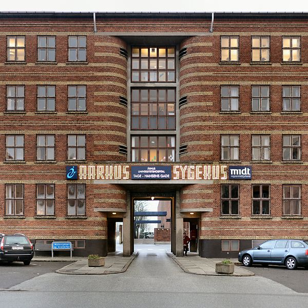 Entrance to Amtssygehuset in Aarhus Image Villy Fink Isaksen
